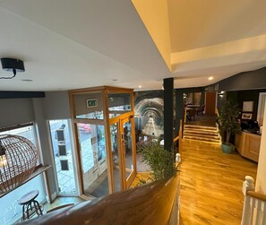 Interior - Standard Twin Room (Colchester)
