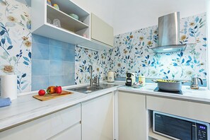 Standard Apartment, Multiple Bedrooms (Casa di Ta') | Private kitchen | Fridge, microwave, stovetop, coffee/tea maker - Casa di Ta' (Sanremo)