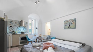 Standard Apartment, 1 Bedroom, Microwave (Casa di Ta' in Sanremo Historic) - Casa di Ta' in Sanremo Historic Centre (Sanremo)