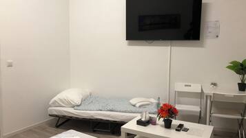 Basic Apartment | Exterior