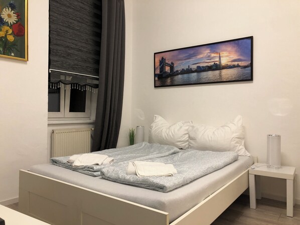 Basic Apartment | Iron/ironing board, free WiFi