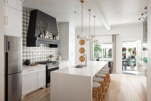 Private kitchen - Luxe Victorian Retreat • Walk to Downtown (San Diego)