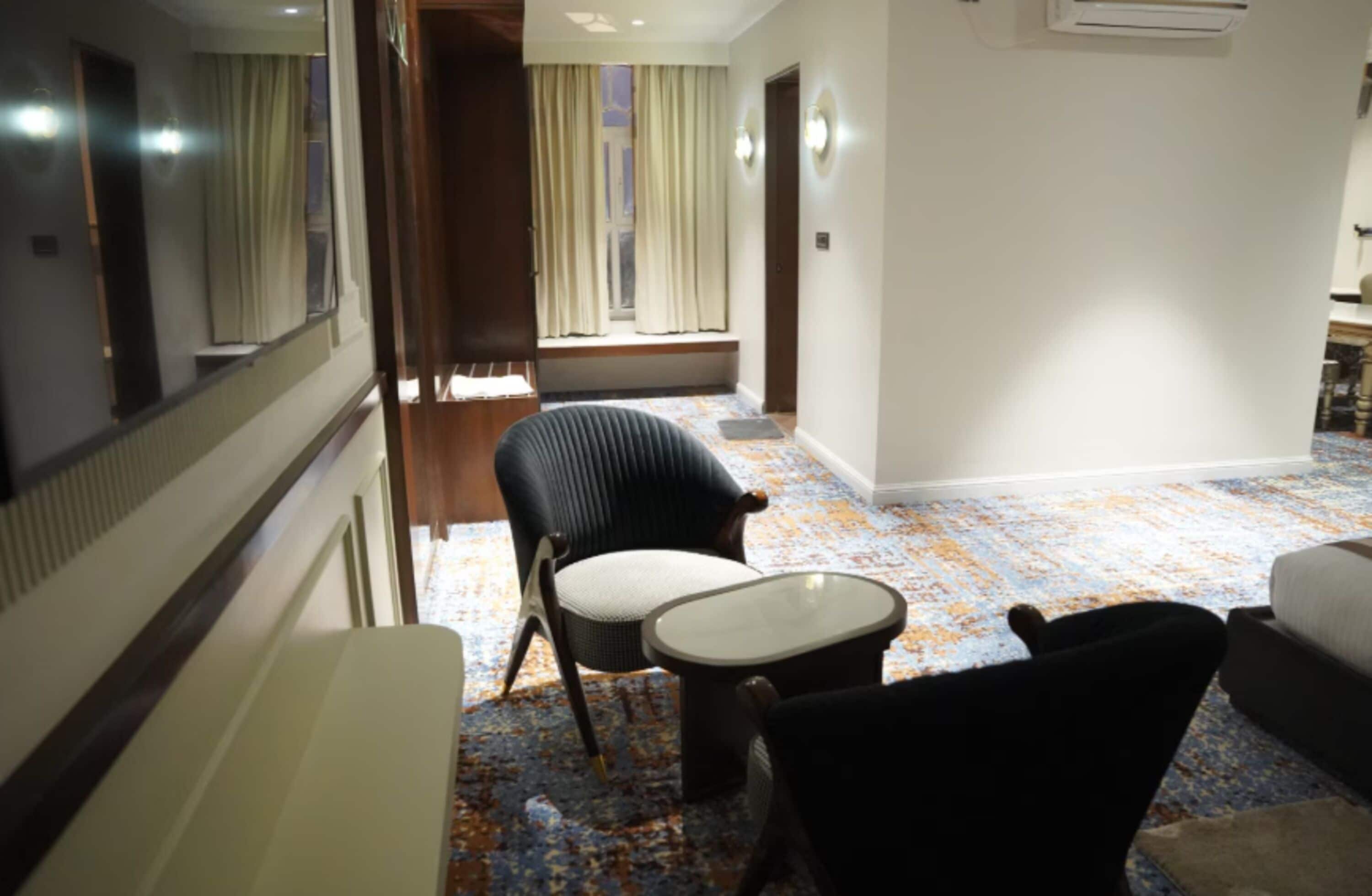 Executive Double Room, City View | Desk, soundproofing, free WiFi