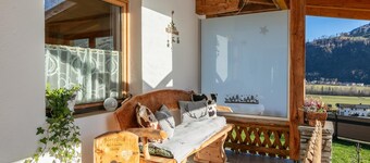 Lovingly furnished apartement with bbq