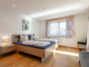 Internet - Lovingly furnished apartement with bbq (Zellberg)