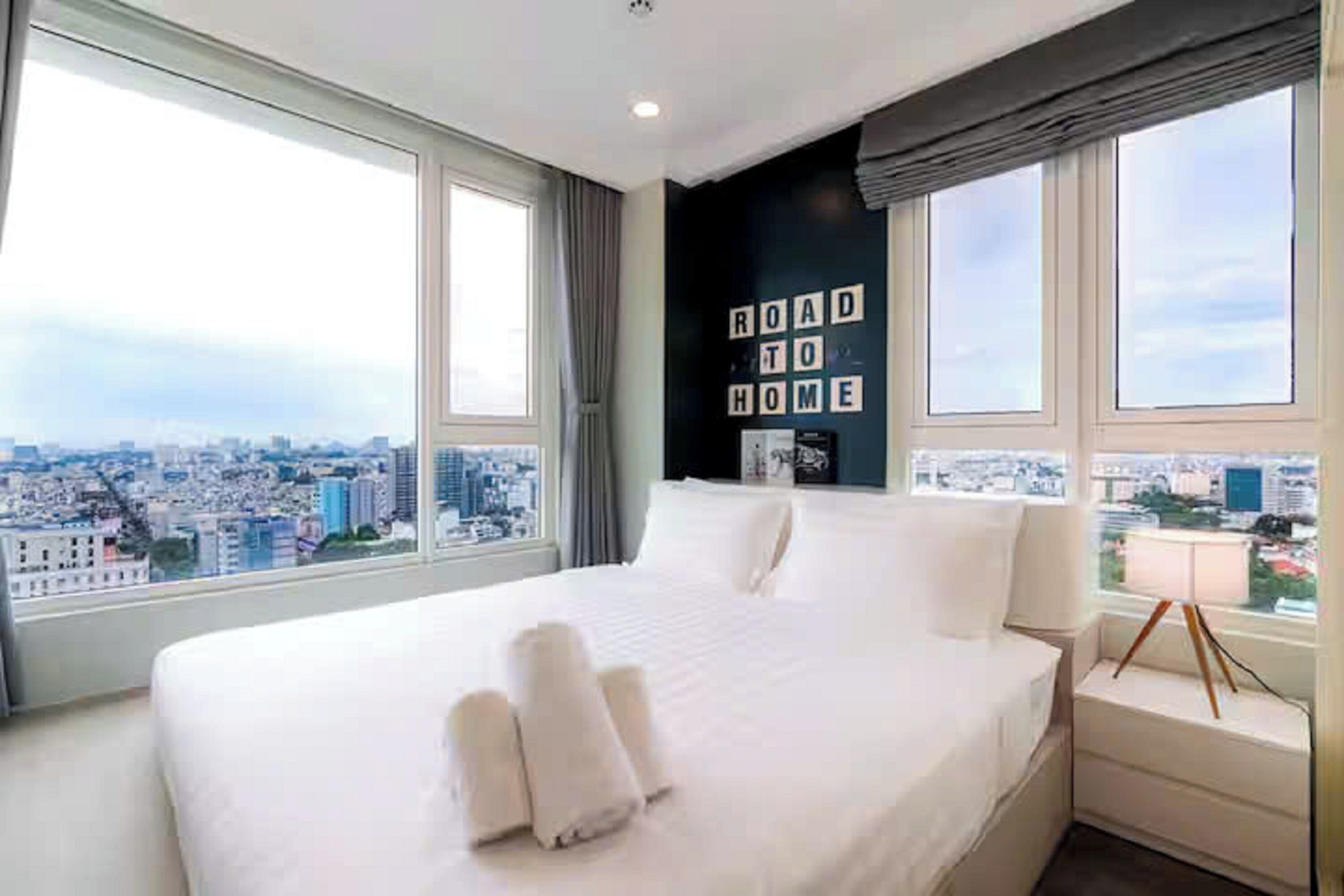 Family Suite, 3 Bedrooms, Club Lounge Access, City View | Egyptian cotton sheets, premium bedding, down comforters