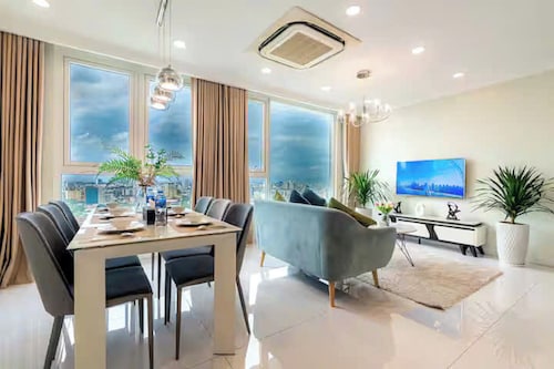 Vivian Boutique Le'man Luxury Residence