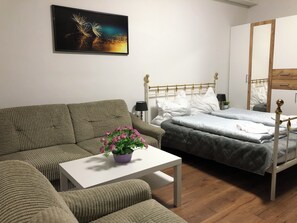 Căn hộ cơ bản | Bàn ủi/dụng cụ ủi quần áo, truy cập Internet không dây miễn phí 