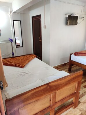 Junior Suite, Mountain View | Free WiFi - Hidden Valley Riverside Homestay   (Madikeri)