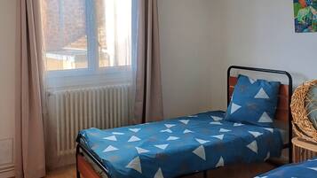 熨斗/熨衫板、Wi-Fi、床單