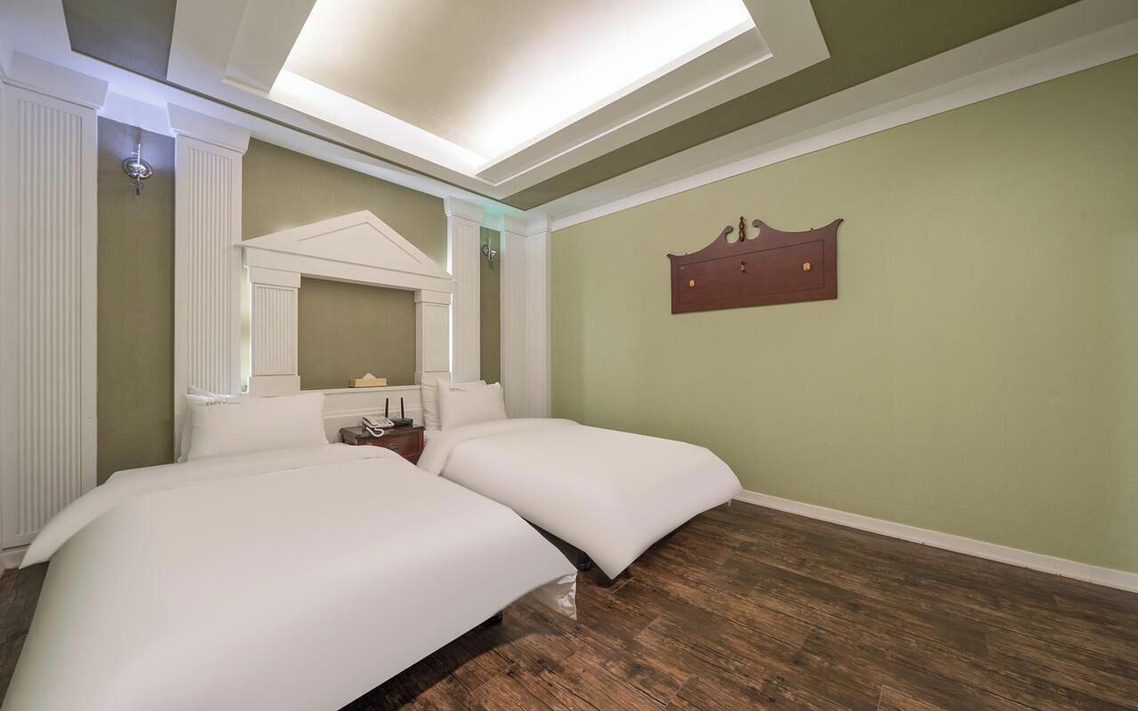 Basic Twin Room | Free WiFi