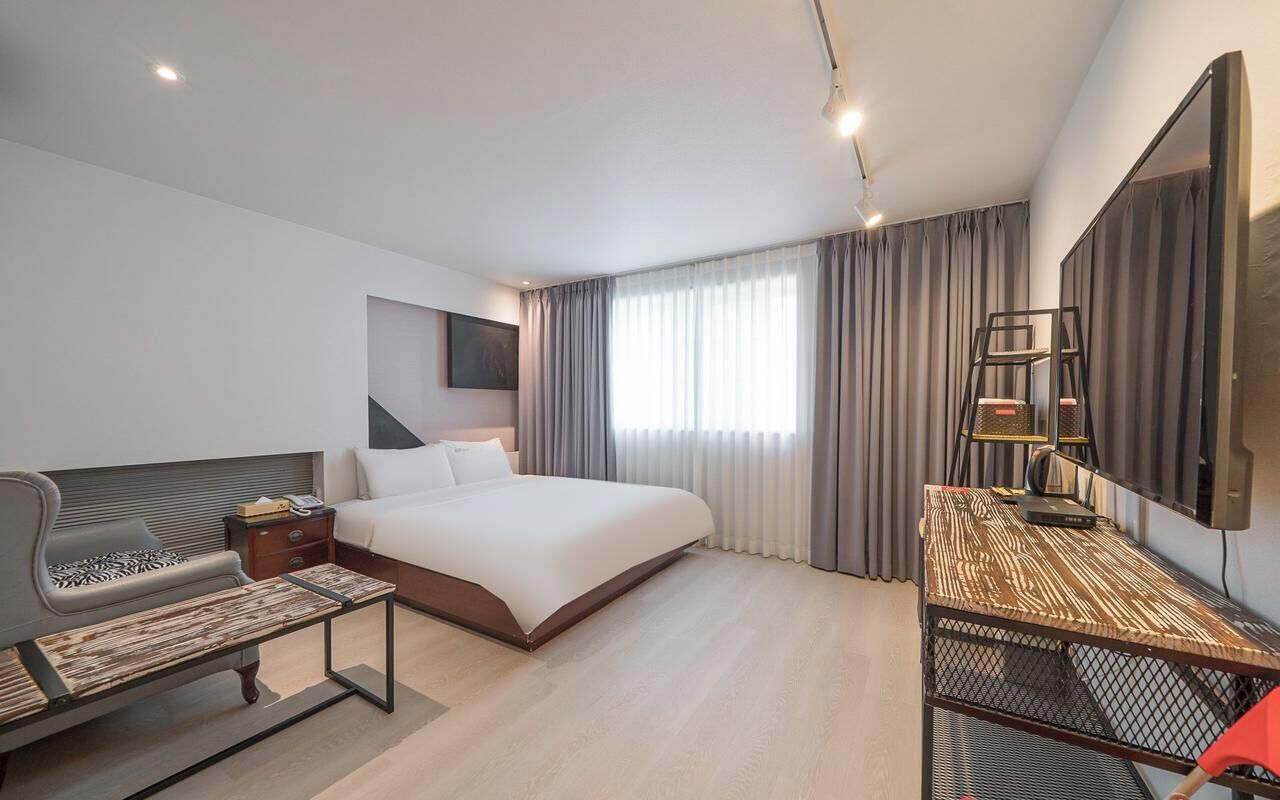 Classic Double Room, City View | Free WiFi