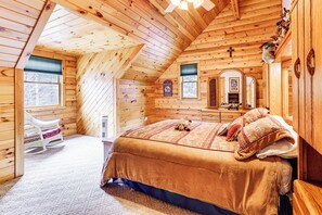 Desk, iron/ironing board, travel cot, Internet