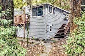 Exterior - Russian River Retreat! Woodsy Guerneville Bungalow (Guerneville)