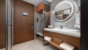 In-room safe, desk, laptop workspace, iron/ironing board