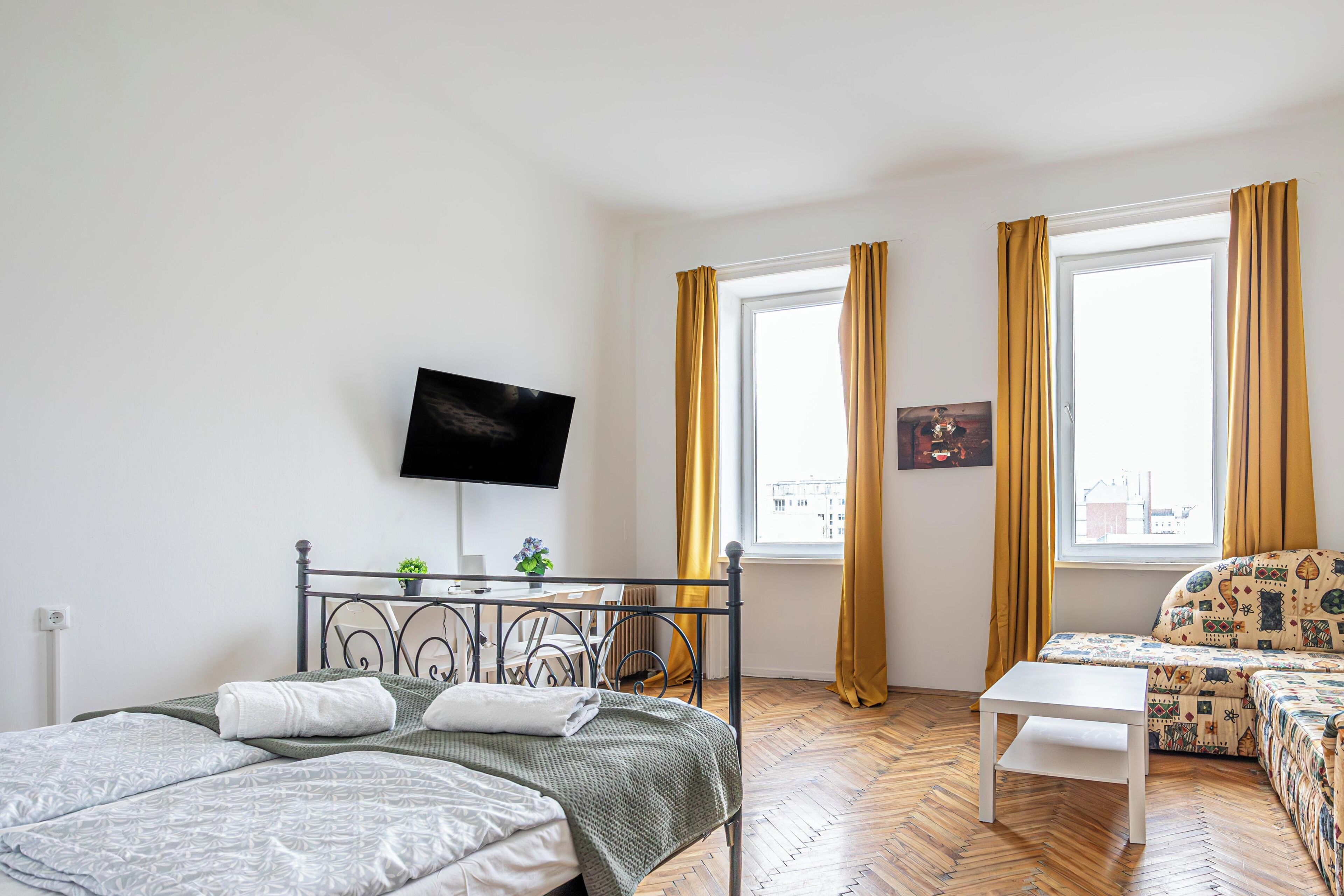 基础公寓 | 熨斗/熨板、免费 WiFi