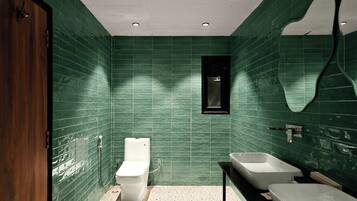Superior King Room | Bathroom