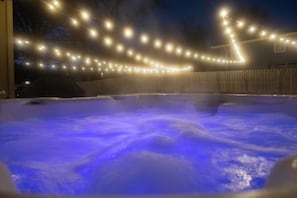 Outdoor spa tub - Howdy Haven! Pool | Hot Tub | Game Room | Karaoke | Theater (Omaha)
