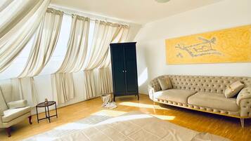 Basic-Apartment | Bügeleisen/Bügelbrett