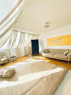 Basic Apartment | Iron/ironing board - Comfy 3BR Apt With Living Room Balcony (Vienna)