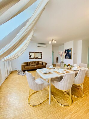 Apartamento básico | Sala de estar