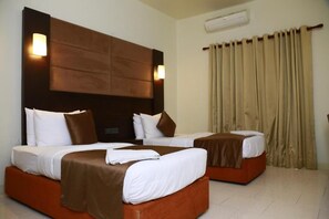In-room safe, free WiFi - Seaport Negombo (Negombo)