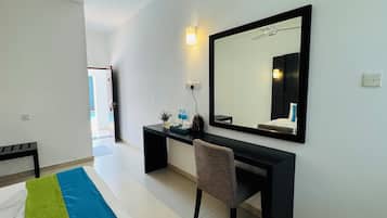 Kamar Double atau Twin Basic | Area keluarga