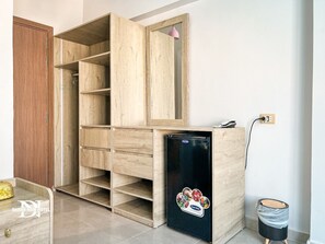 مكتب وواي فاي مجانًا