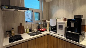 Luokittelematon kuva, 2 kautta 68, painike