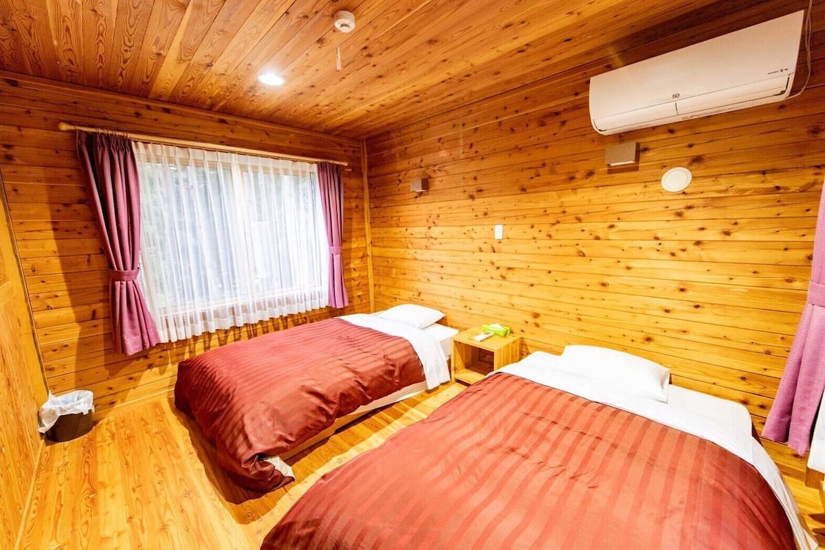 Desk, blackout drapes, free WiFi