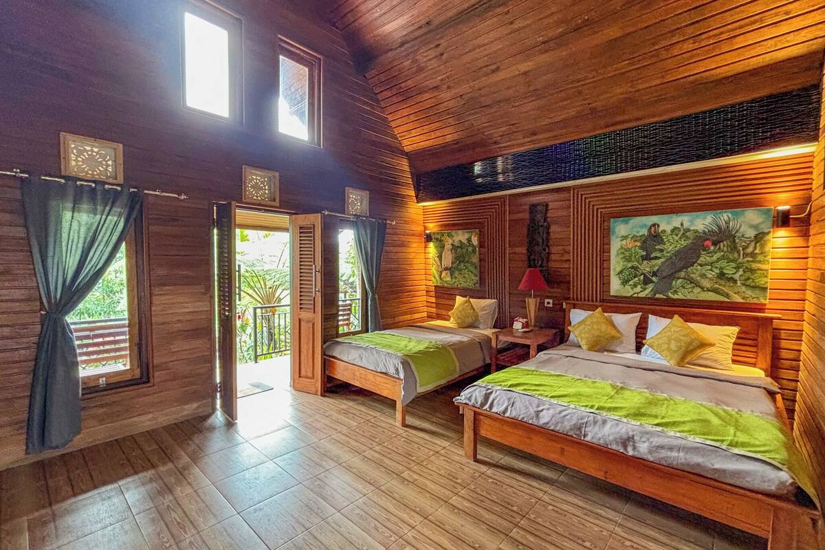 Bali Villa with Jungle View | Free WiFi, bed sheets