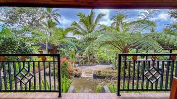 Bali Villa with Jungle View | ลานระเบียง/นอกชาน