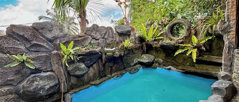 Bali Villa with Jungle View | Bathroom | Towels, soap, shampoo, toilet paper