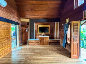 Bali Villa with Jungle View | Wi-fi percuma, cadar katil 