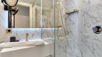 Dusche, Haartrockner