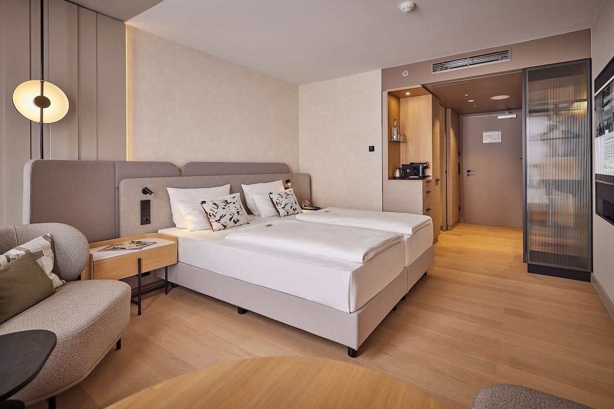 Ropa de cama hipoalergénica y minibar