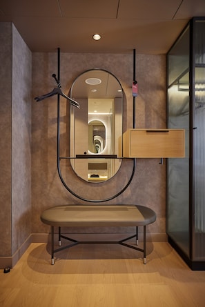 Ropa de cama hipoalergénica y minibar