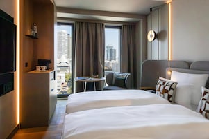 Ropa de cama hipoalergénica y minibar
