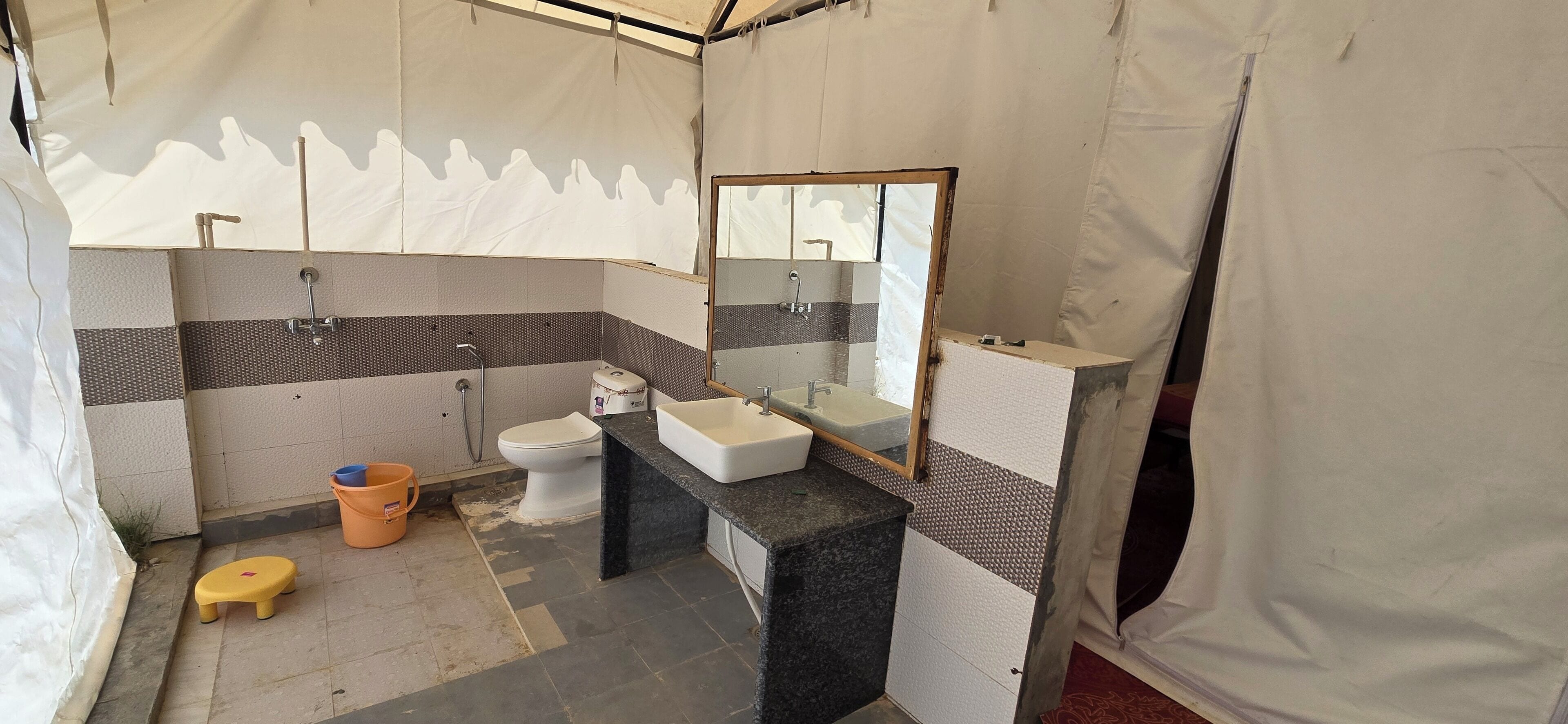 Standard-Zelt | Badezimmer