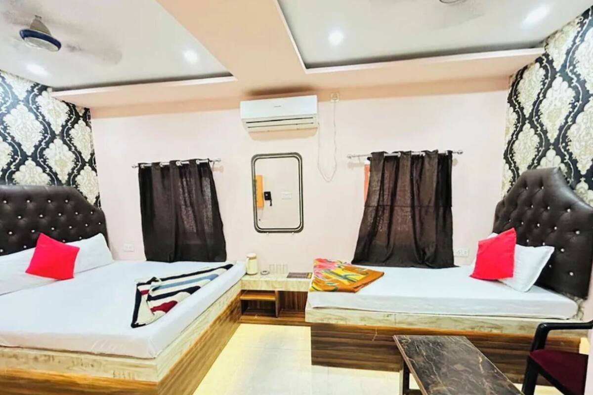 Deluxe Triple Room | Desk, soundproofing, free WiFi