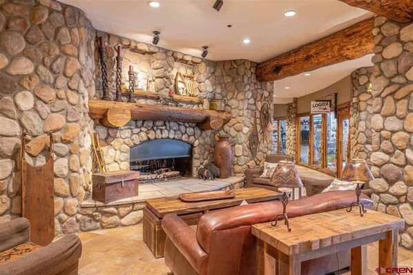 Interior - Pet Friendly Suite with Pool, Hot Tub, Ski In-Out! (Crested Butte)