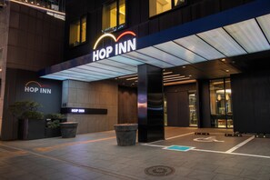 Front of property - HOP INN Seoul Myeongdong (Seoul)