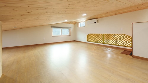 Hongcheon Vivaldi Four Seasons Pension