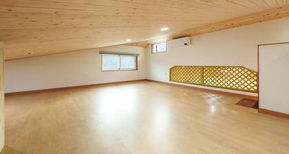 Hongcheon Vivaldi Four Seasons Pension