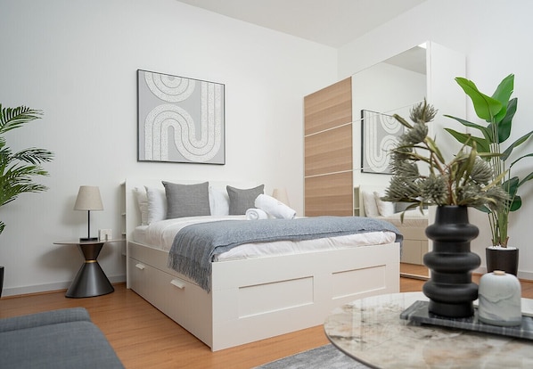 Desk, iron/ironing board, free WiFi, bed sheets