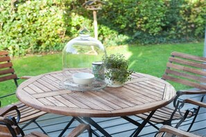 Outdoor dining - an der Yachtschule Glücksburg (Glücksburg)