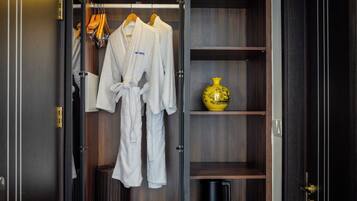 Luxury Double Room, City View | In-room safe, soundproofing, iron/ironing board, free WiFi