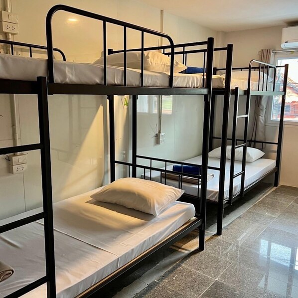 Dormitorio compartido, vista a la ciudad