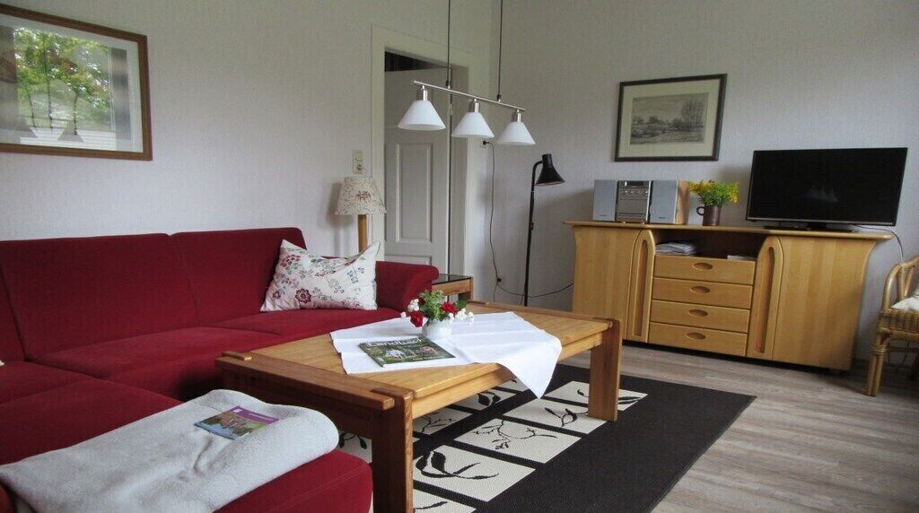 Smart-TV, Bücher, Stereoanlage