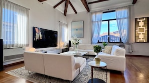 TV - Le Masque Terrace (Venecia)